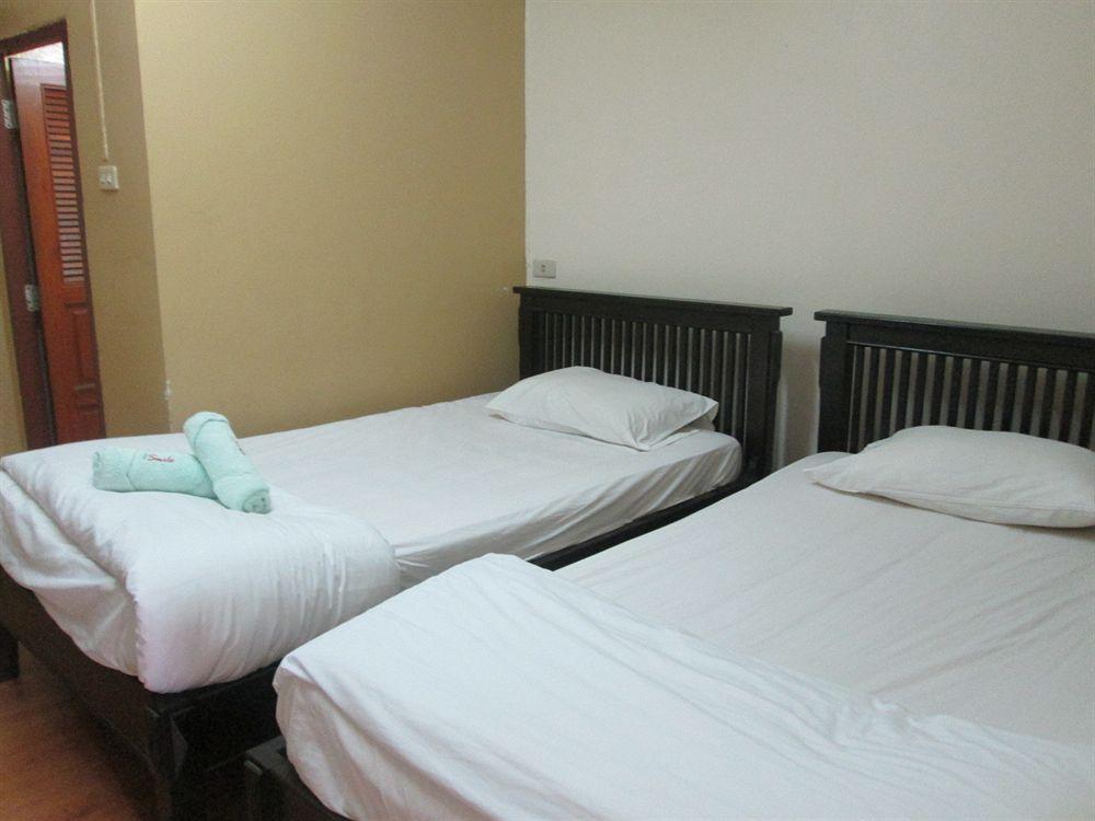 Smile House Guesthouse Chiang Mai Extérieur photo