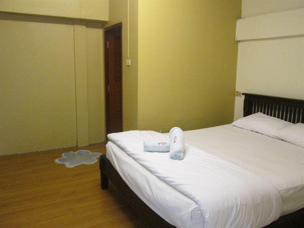 Smile House Guesthouse Chiang Mai Extérieur photo