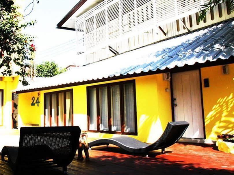 Smile House Guesthouse Chiang Mai Extérieur photo