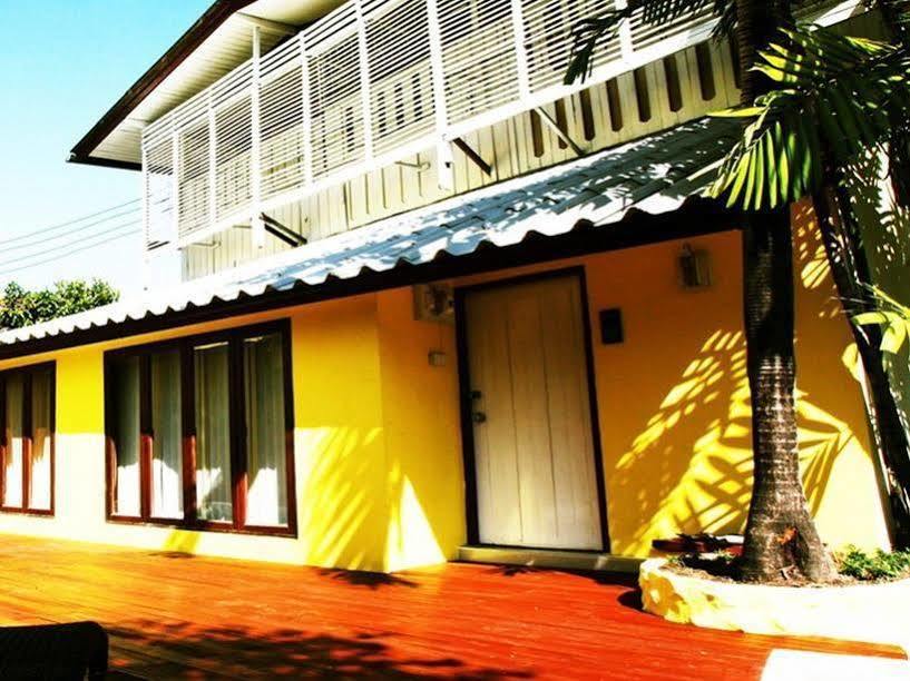 Smile House Guesthouse Chiang Mai Extérieur photo