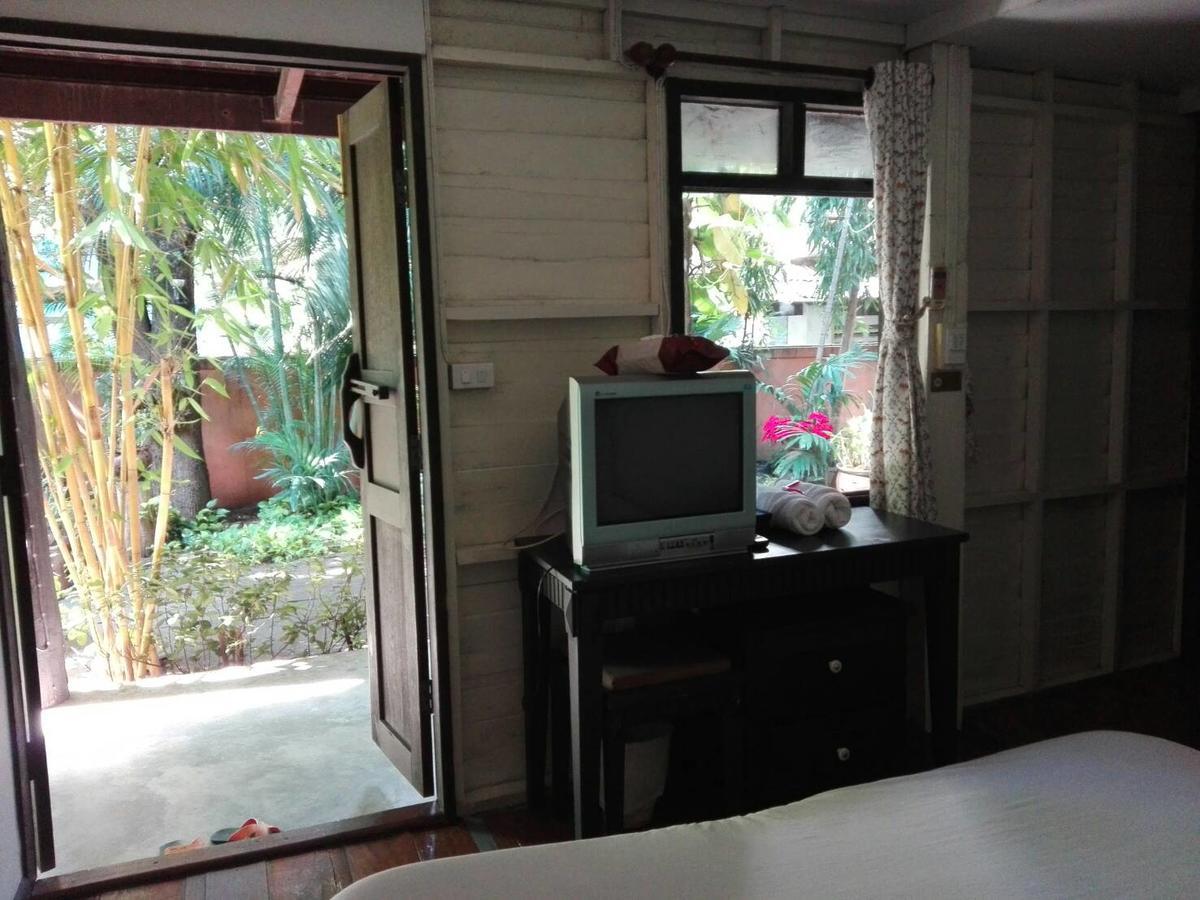 Smile House Guesthouse Chiang Mai Extérieur photo